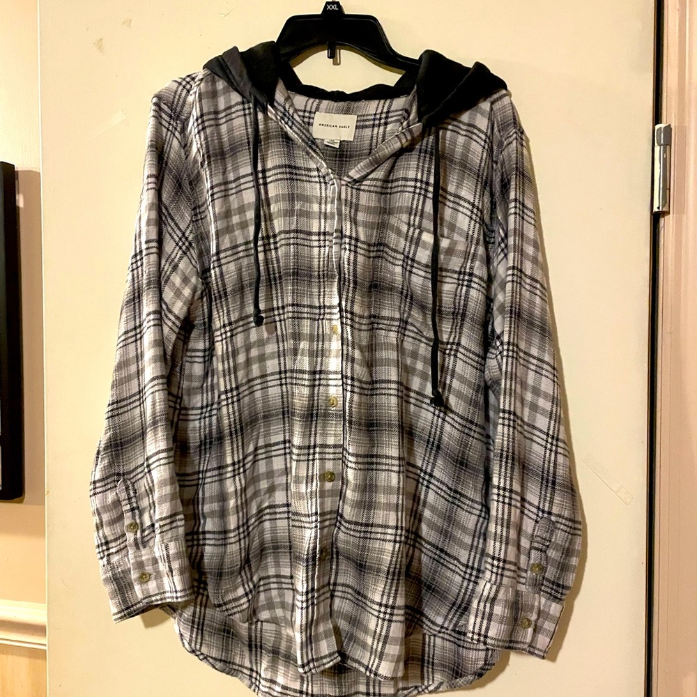 American Eagle Outfitters Black and White Plaid Hoodie